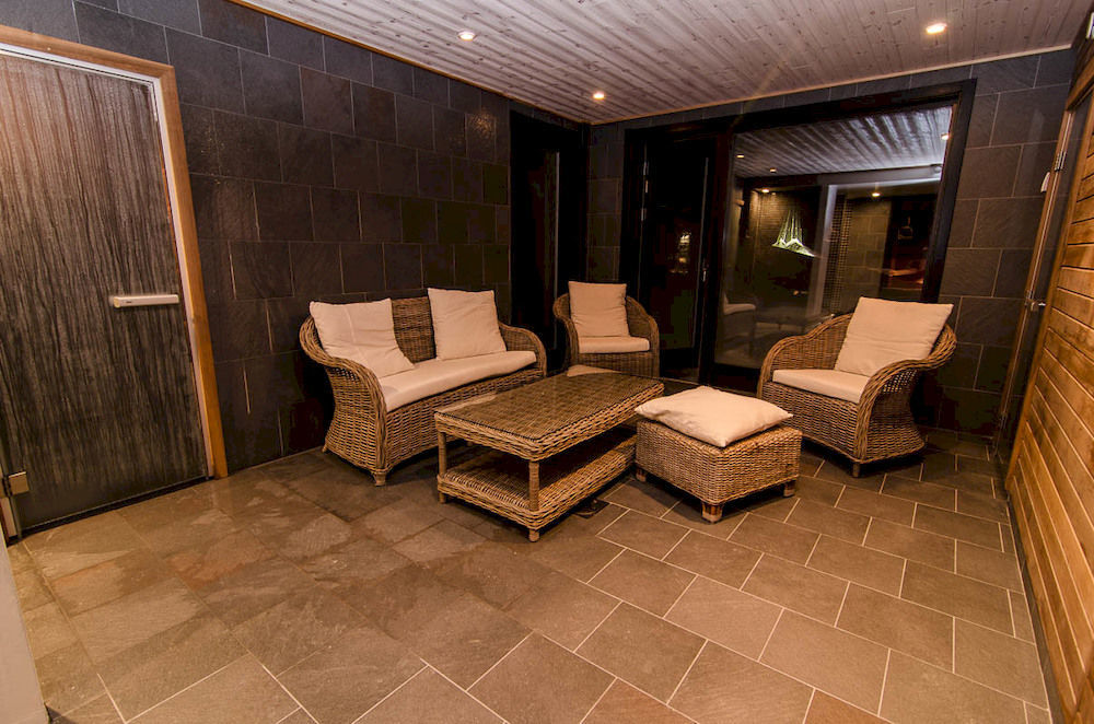 Hotel Langley Tango 3*