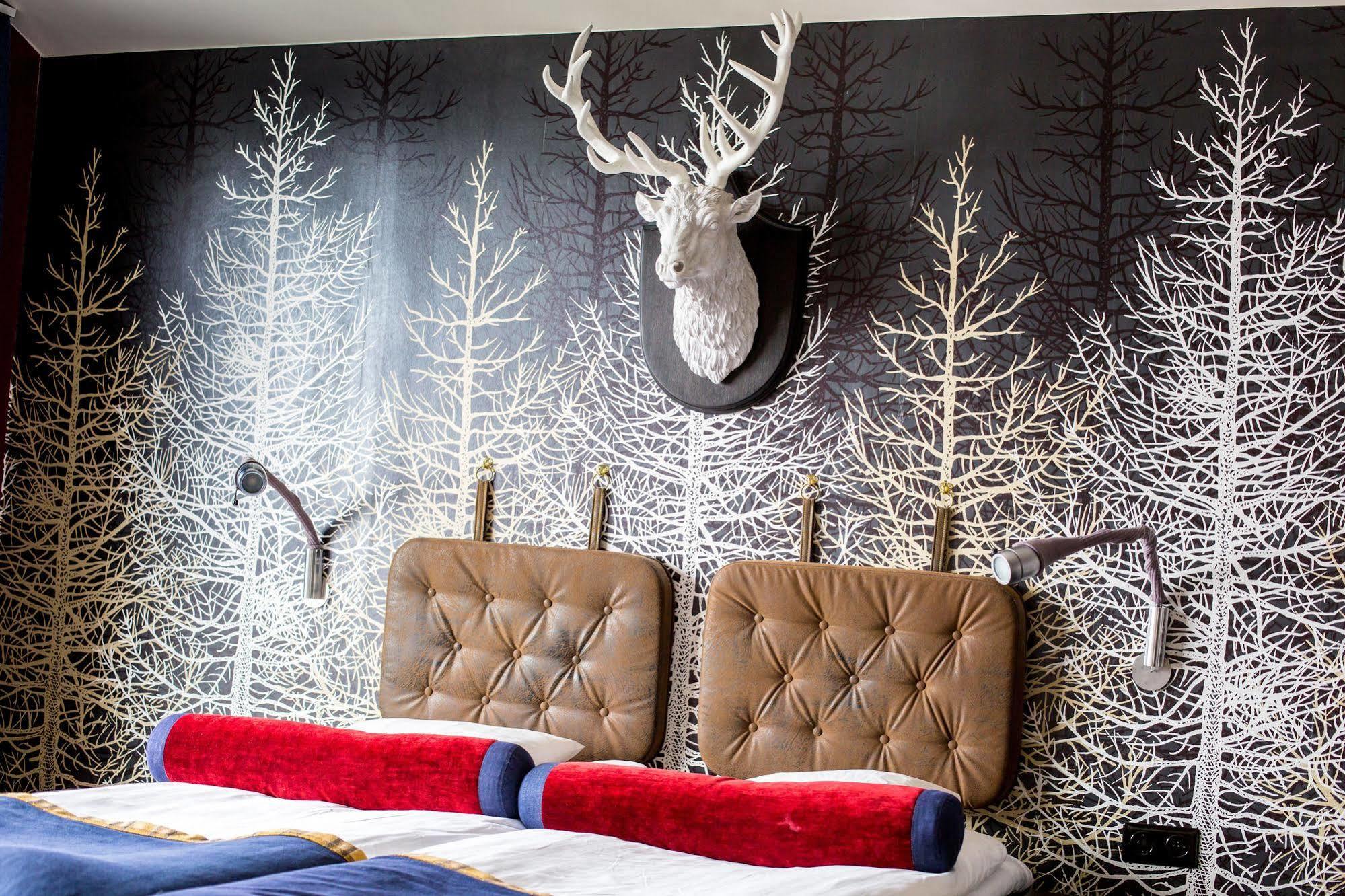 Langley Tango Hotel
